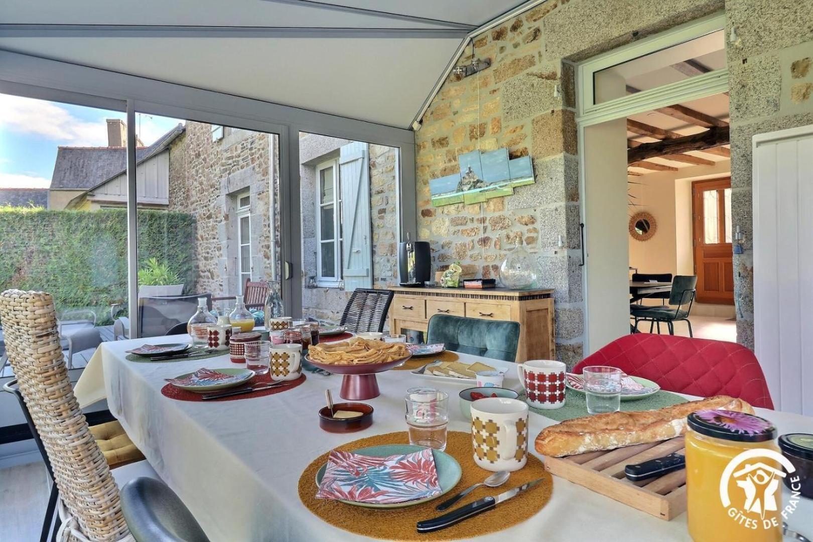 مبيت وإفطار Bazouges-la-Pérouse Le Jardin De Quercus المظهر الخارجي الصورة